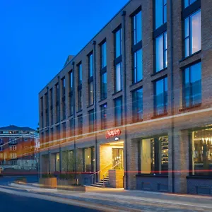 מלון Hampton By Hilton Piccadilly ***