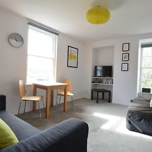 Apartment The Bolthole - Fantastic Old Town Location!