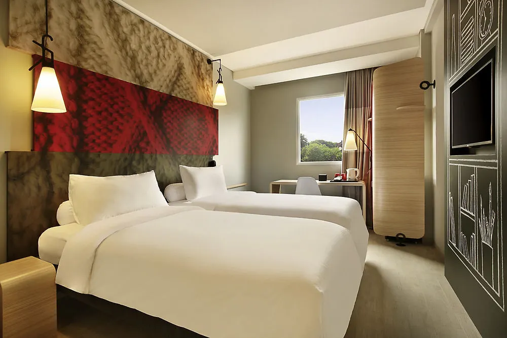 Ibis Edinburgh Centre Royal Mile - Hunter Square Ξενοδοχείο 3*,